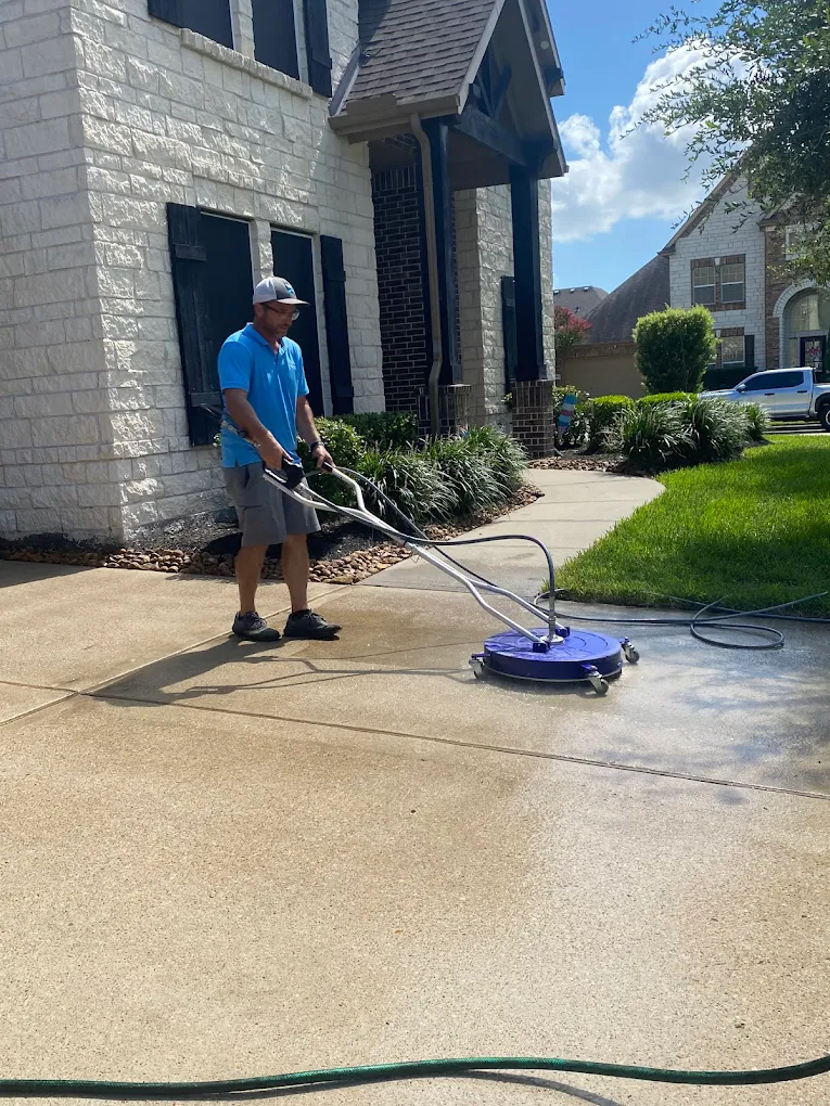 Pressure Washing services in Missouri City